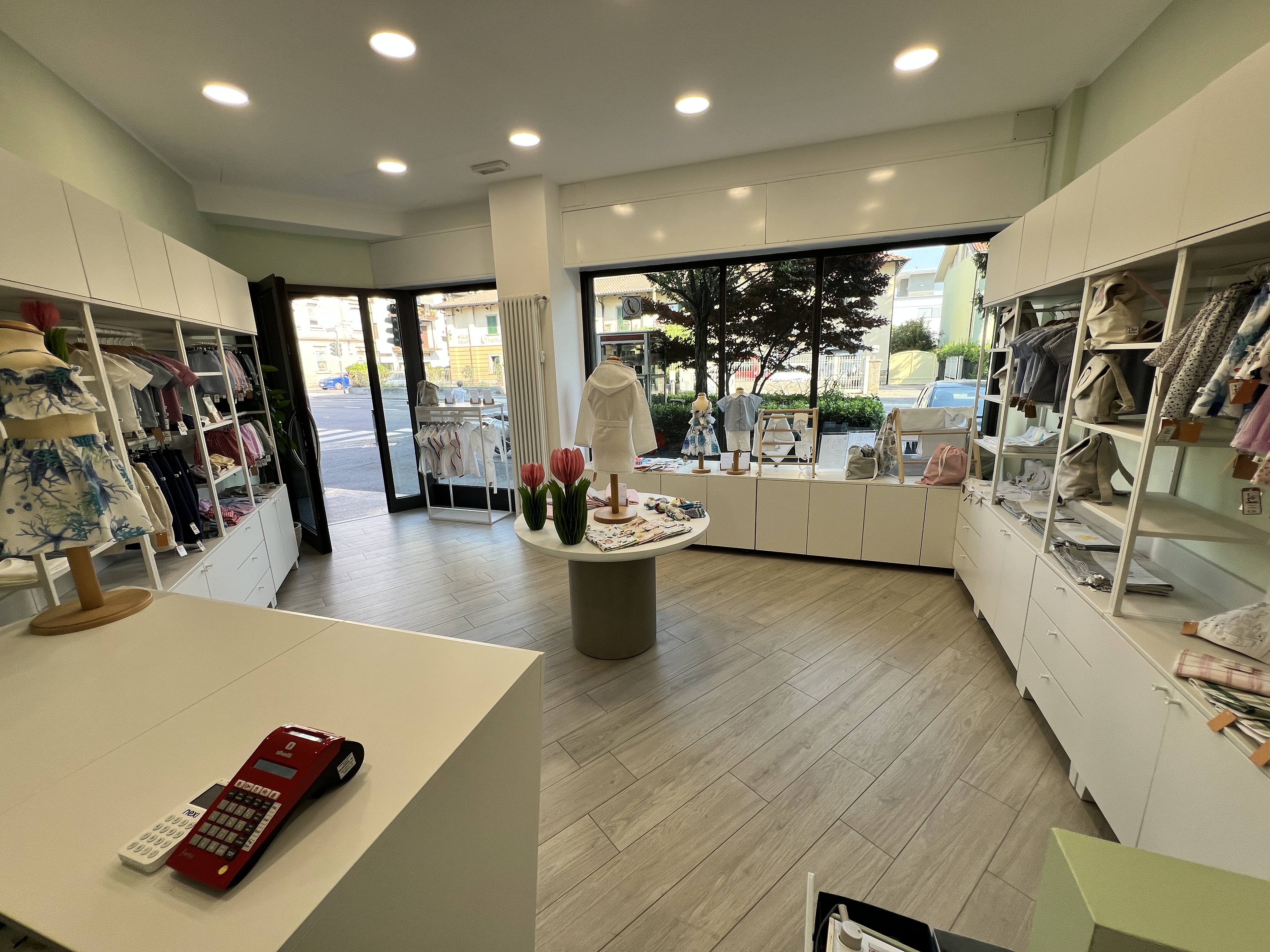 Interno del negozio Bimbi Ribelli